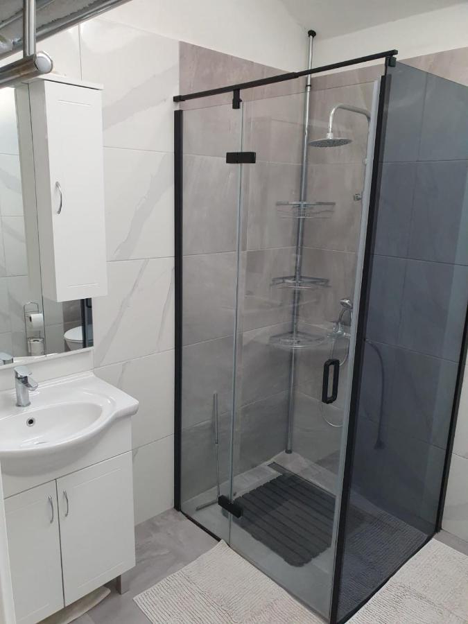 Apartment Marija Jezera Εξωτερικό φωτογραφία